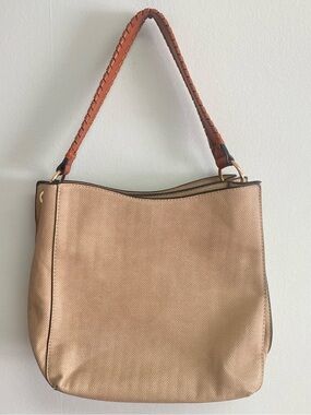GREAT CLASSY PURSE FOR ORGANIZATION